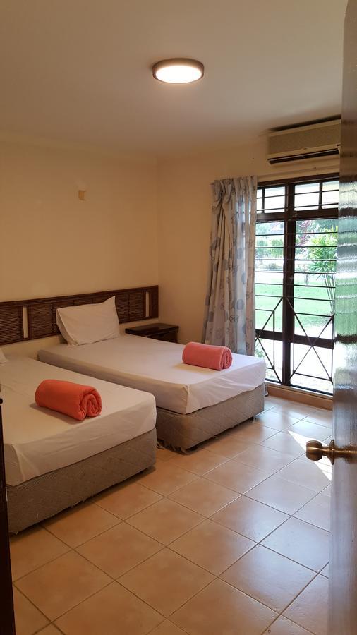 Villa With Private Swimming Pool Malacca Ngoại thất bức ảnh